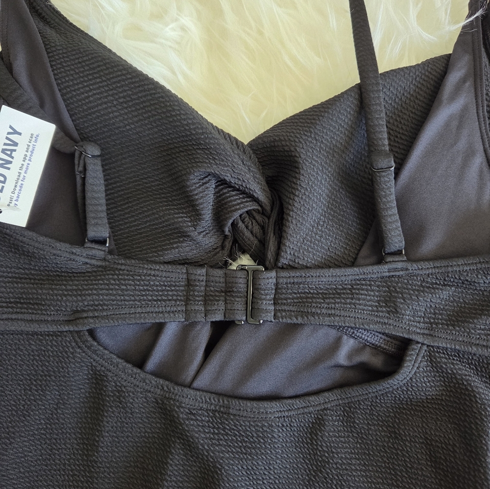 NWT Old Navy Twist Front Nursing Swimsuit - Picture 10 of 10